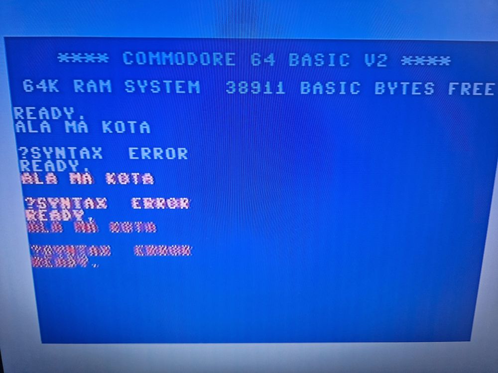 Obraz ze zniszczonym tekstem